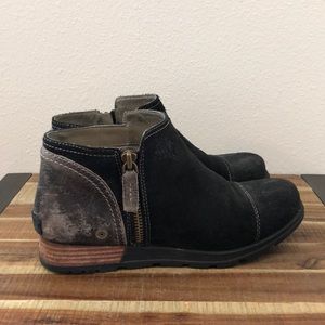 Sorel Major Low Bootie